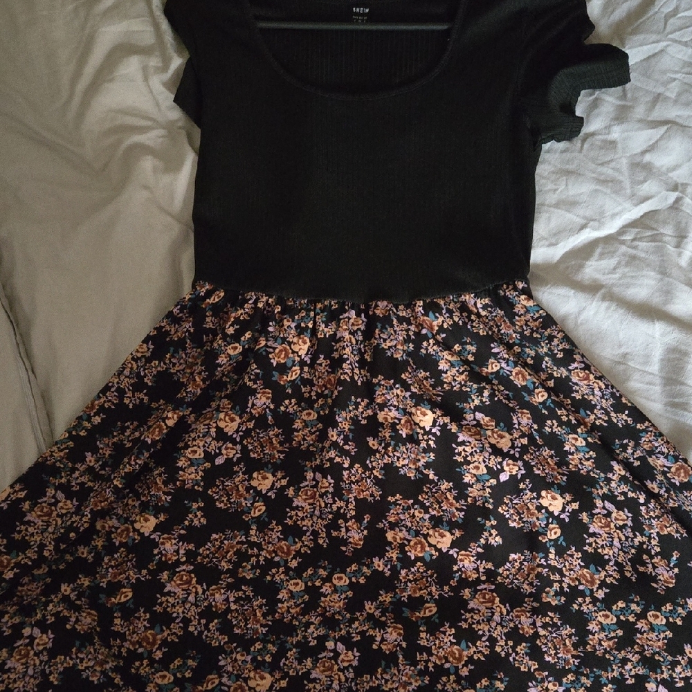 SHEIN Black and Floral Mini Dress